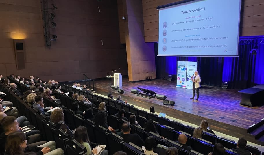 Ponad 700 przedsiębiorców wzięło udział w bezpłatnych szkoleniach Akademii e-marketingu w Warszawie, Katowicach i Gdańsku