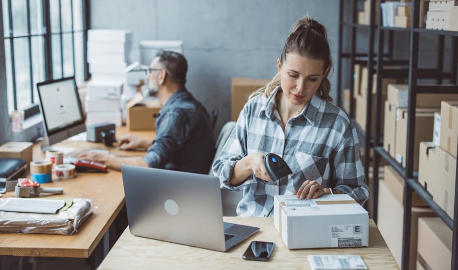 Czym różnią się modele logistyczne w e-commerce?