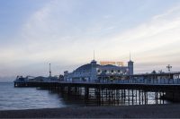 molo położone w Brighton jak pałac i mnóstwo zabawy - pier