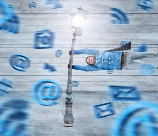 Monitorowanie czasu spędzonego na Facebooku teraz możliwe! Jak zarządzać nową funkcjonalnością