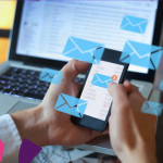 Jak pisać e-maile, czyli poradnik o – czasem niełatwej – sztuce komunikacji z klientem