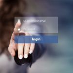 Logowanie dwuskładnikowe (2FA) – czym jest, jak działa i dlaczego chroni Twoją firmę